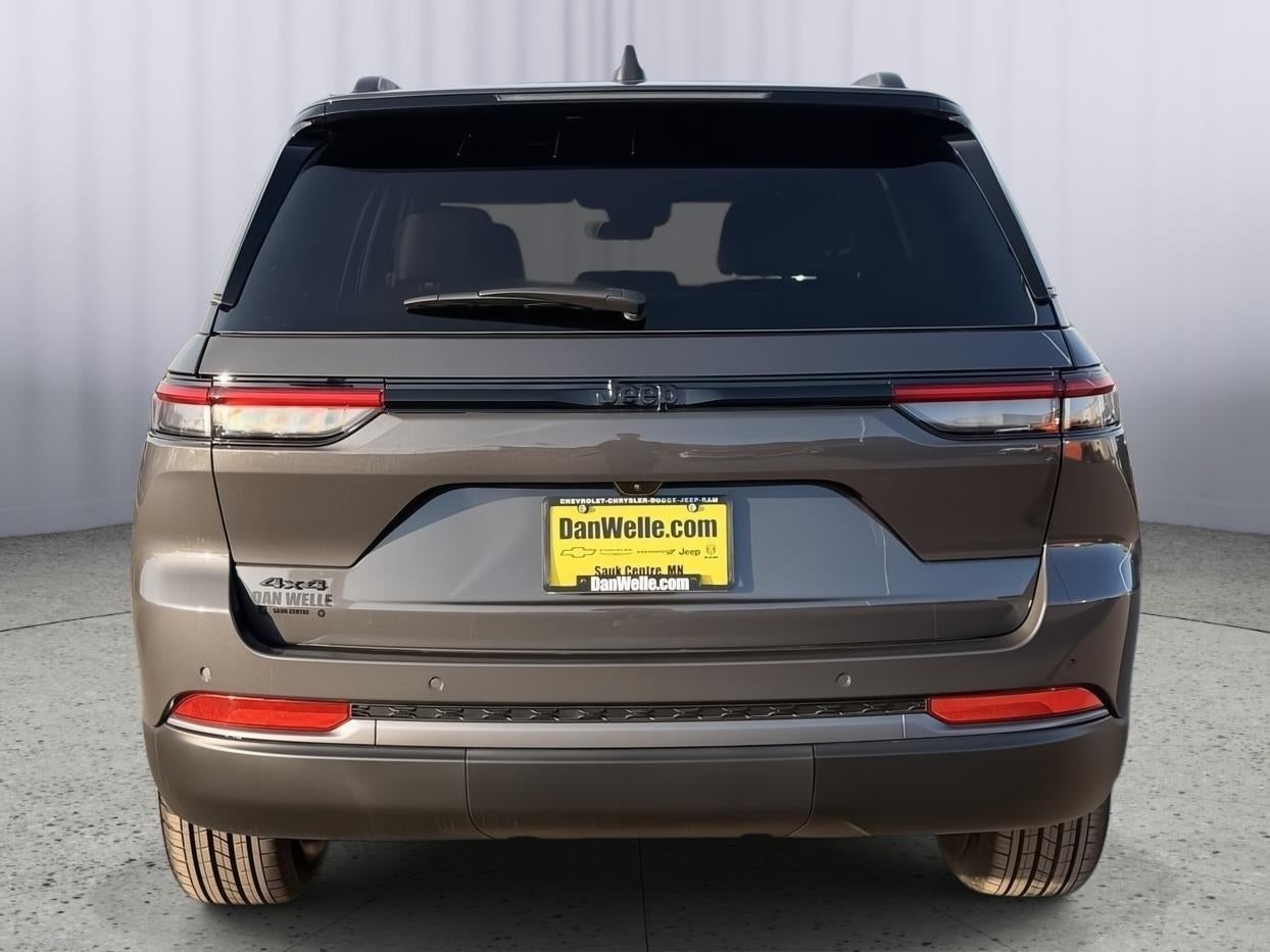 2026 Jeep Grand Cherokee GRAND CHEROKEE LAREDO ALTITUDE 4X4