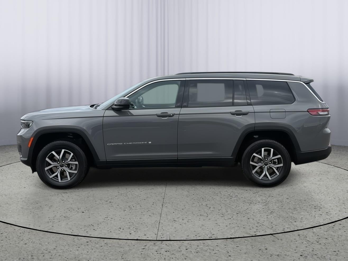 2027 Jeep Grand Cherokee GRAND CHEROKEE L LAREDO X 4X4