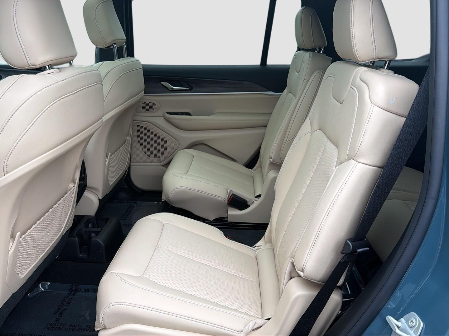 2027 Jeep Grand Cherokee GRAND CHEROKEE L LIMITED 4X4