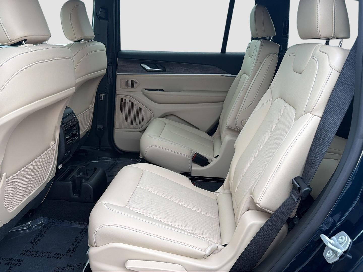2027 Jeep Grand Cherokee GRAND CHEROKEE L LIMITED 4X4