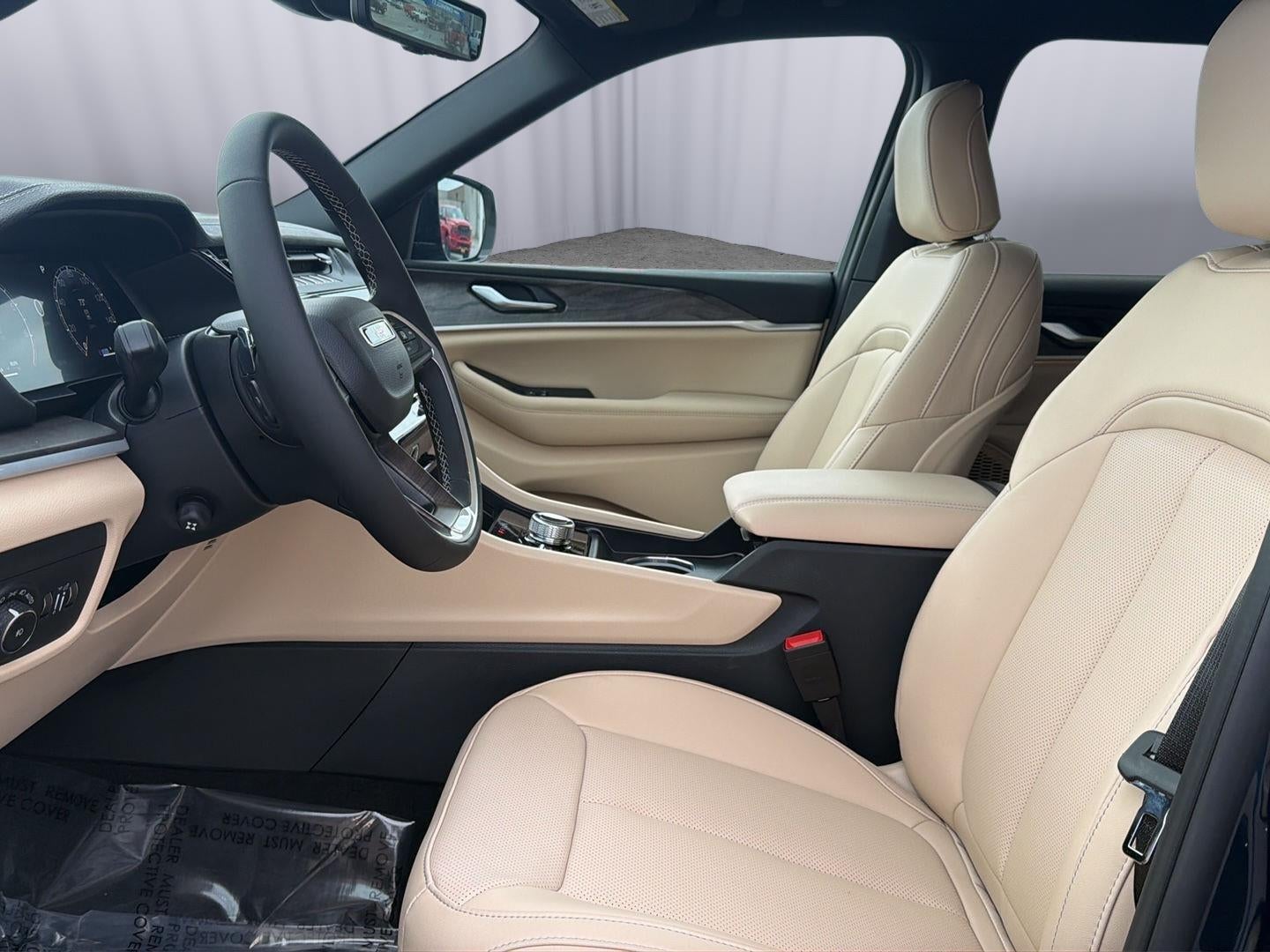 2027 Jeep Grand Cherokee GRAND CHEROKEE L LIMITED 4X4