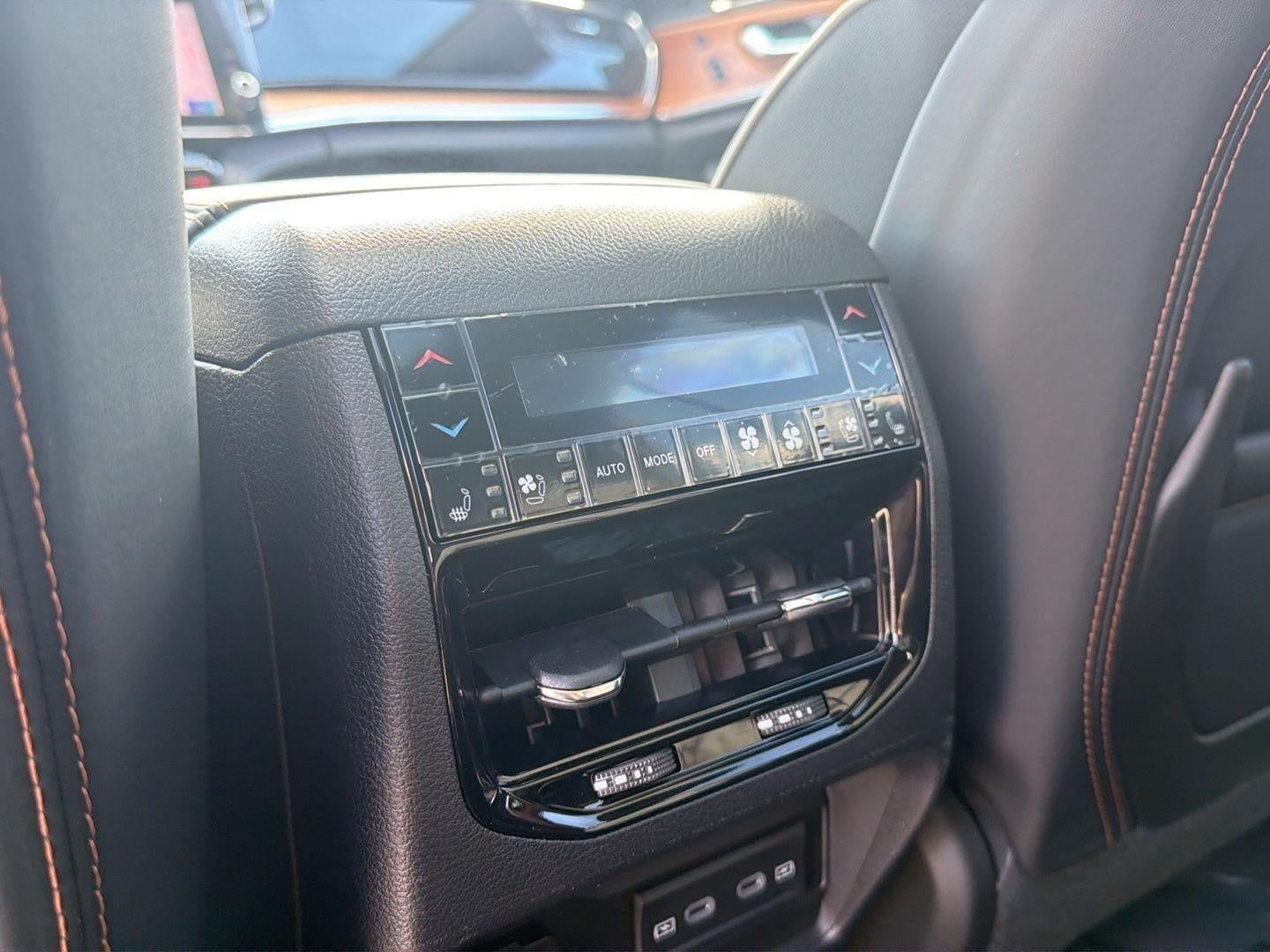2027 Jeep Grand Cherokee GRAND CHEROKEE L SUMMIT 4X4