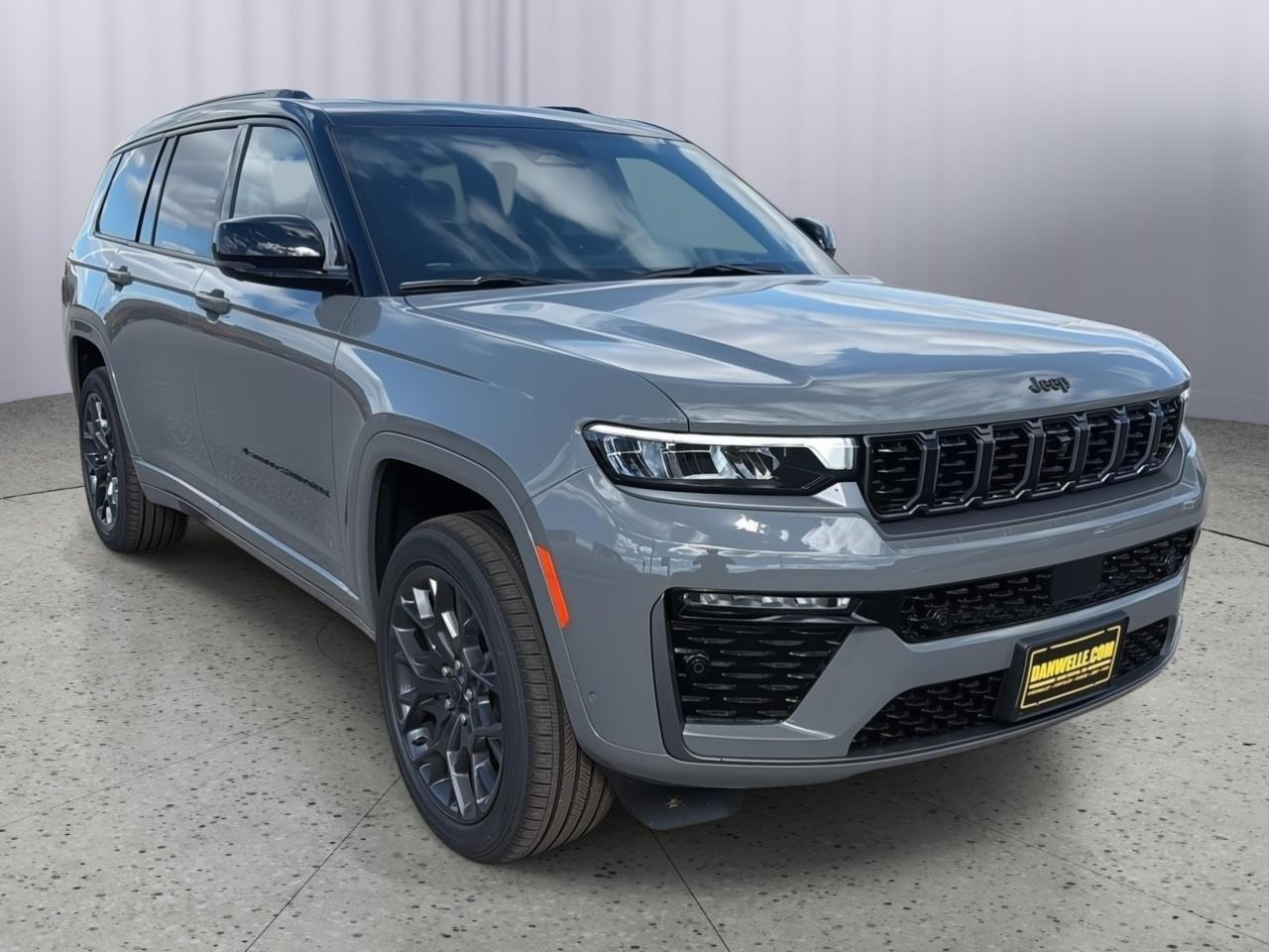 2027 Jeep Grand Cherokee GRAND CHEROKEE L SUMMIT 4X4