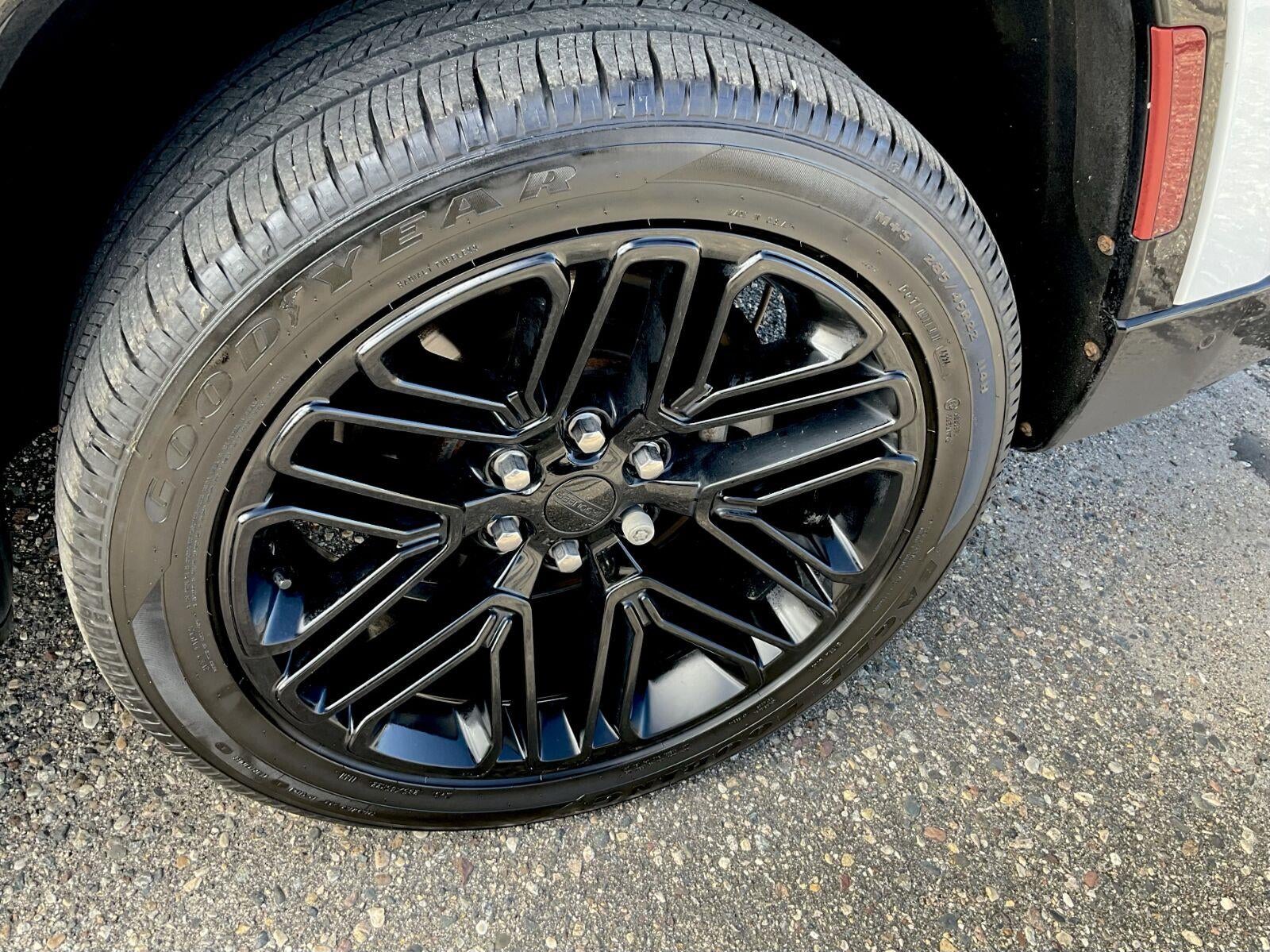 2022 Jeep Wagoneer Series III Carbide