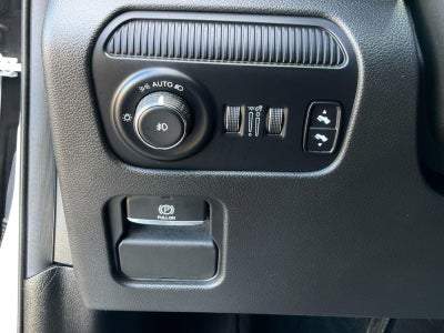 2022 Jeep Wagoneer Series III Carbide
