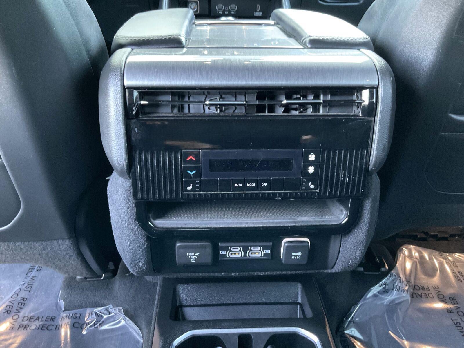 2022 Jeep Wagoneer Series III Carbide
