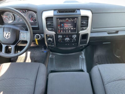 2020 RAM 1500 Classic Warlock Quad Cab 4x4 6'4' Box