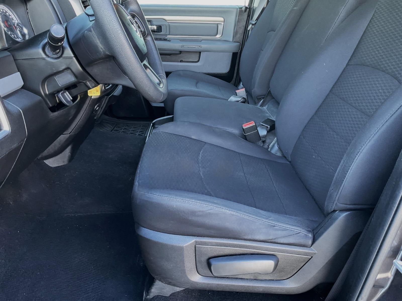 2019 RAM 1500 Classic Warlock Crew Cab 4x4 5'7' Box
