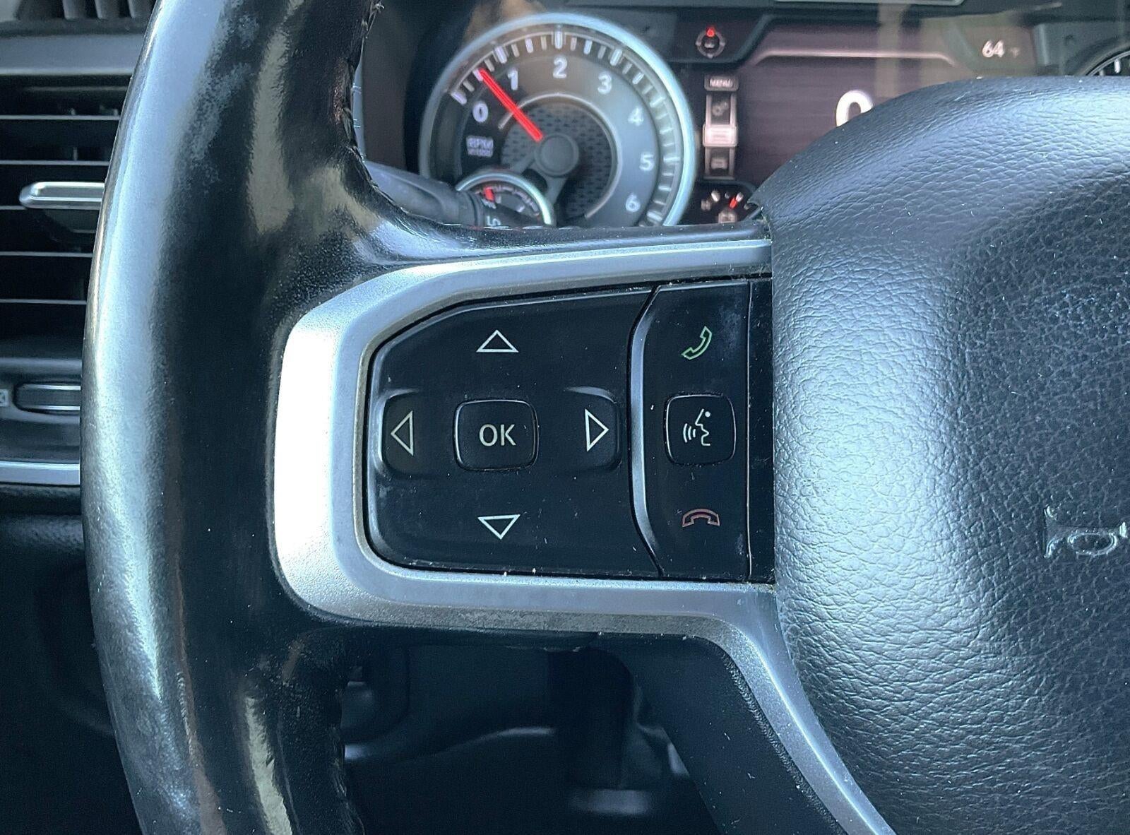 2020 RAM 1500 Big Horn Crew Cab 4x4 5'7' Box