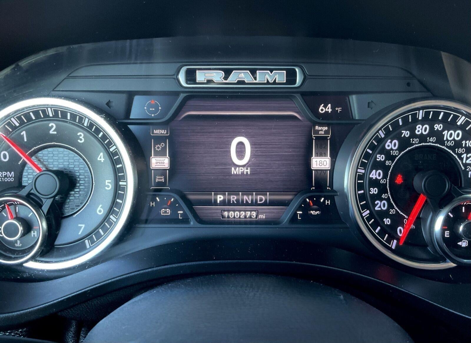 2020 RAM 1500 Big Horn Crew Cab 4x4 5'7' Box