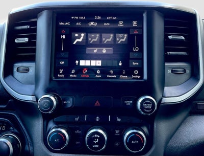2020 RAM 1500 Big Horn Crew Cab 4x4 5'7' Box