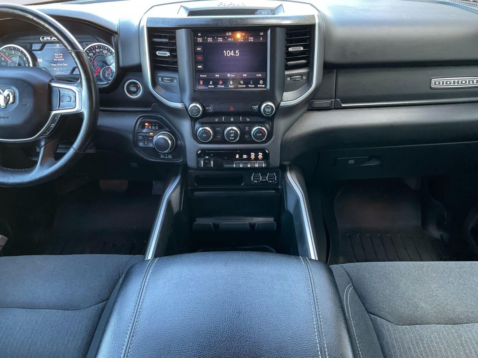 2020 RAM 1500 Big Horn Crew Cab 4x4 5'7' Box