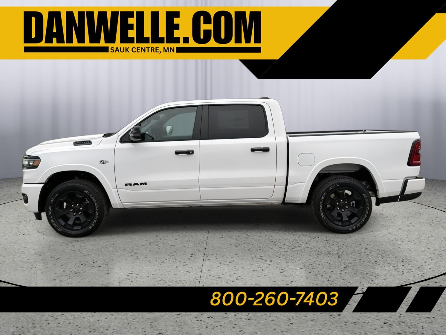 2026 RAM 1500 BIG HORN CREW CAB 4X4 5'7' BOX