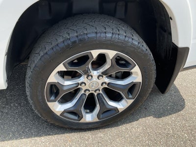 2019 RAM 1500 Limited Crew Cab 4x4 5'7' Box