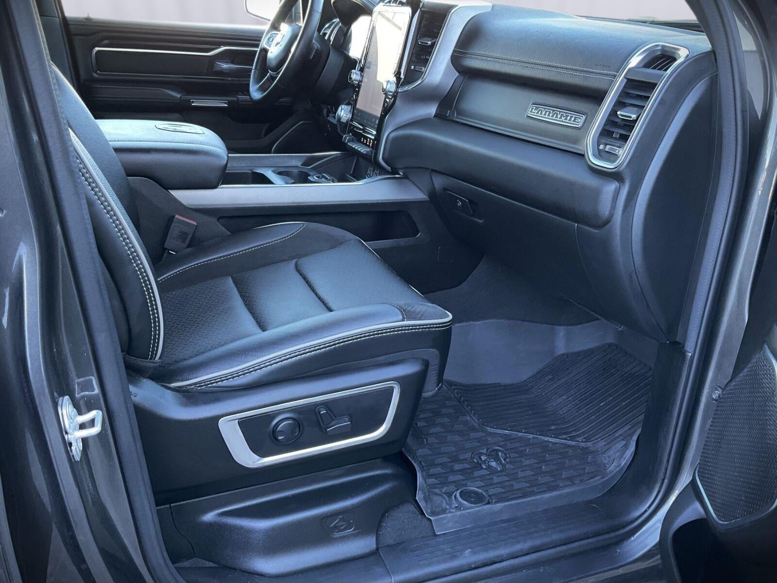 2024 RAM 1500 Laramie Crew Cab 4x4 5'7' Box