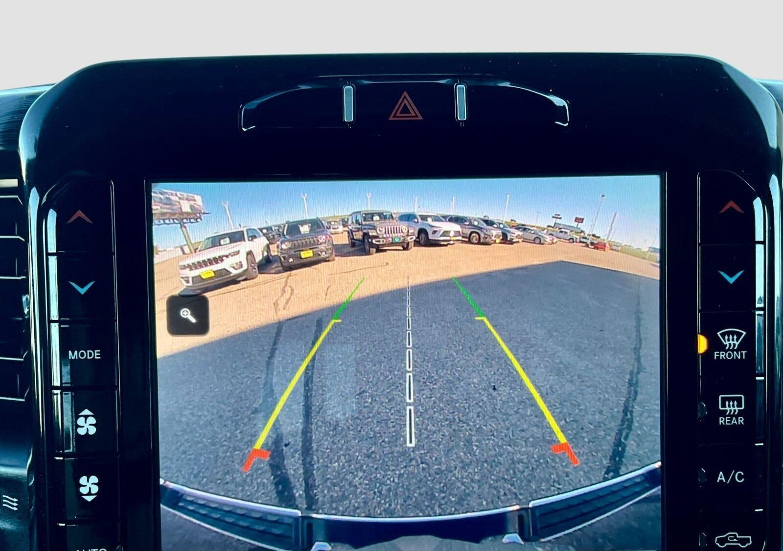 2024 RAM 1500 Laramie Crew Cab 4x4 5'7' Box