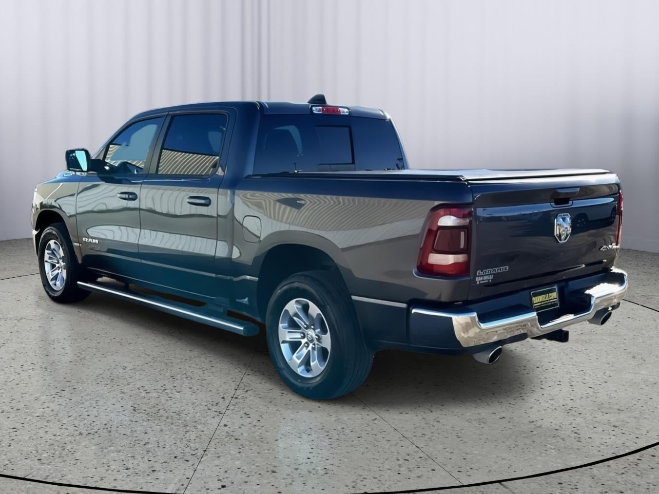2024 RAM 1500 Laramie Crew Cab 4x4 5'7' Box