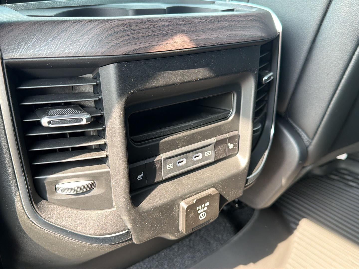2026 RAM Ram 1500 RAM 1500 LARAMIE CREW CAB 4X4 6'4' BOX