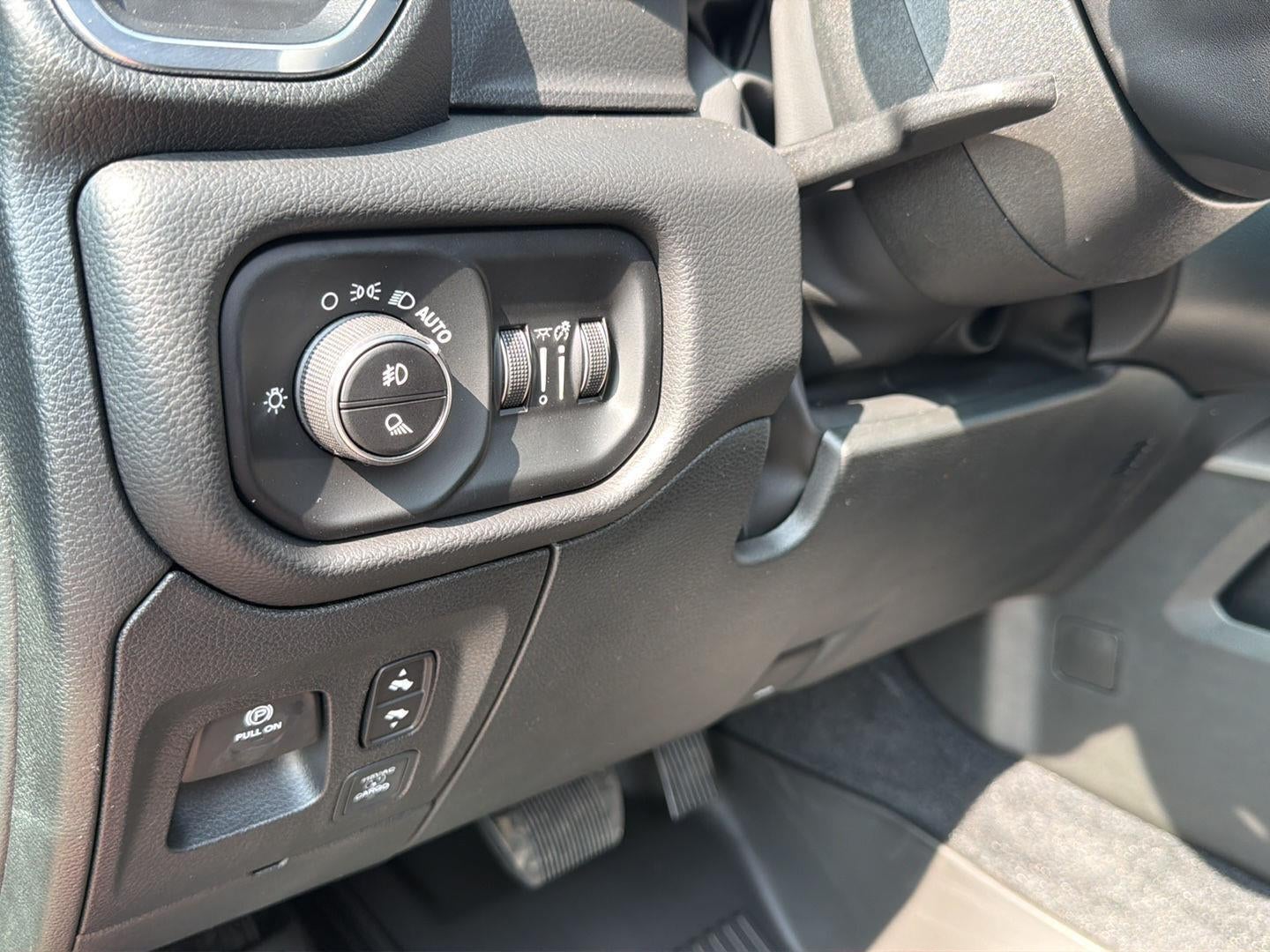 2026 RAM Ram 1500 RAM 1500 LARAMIE CREW CAB 4X4 6'4' BOX