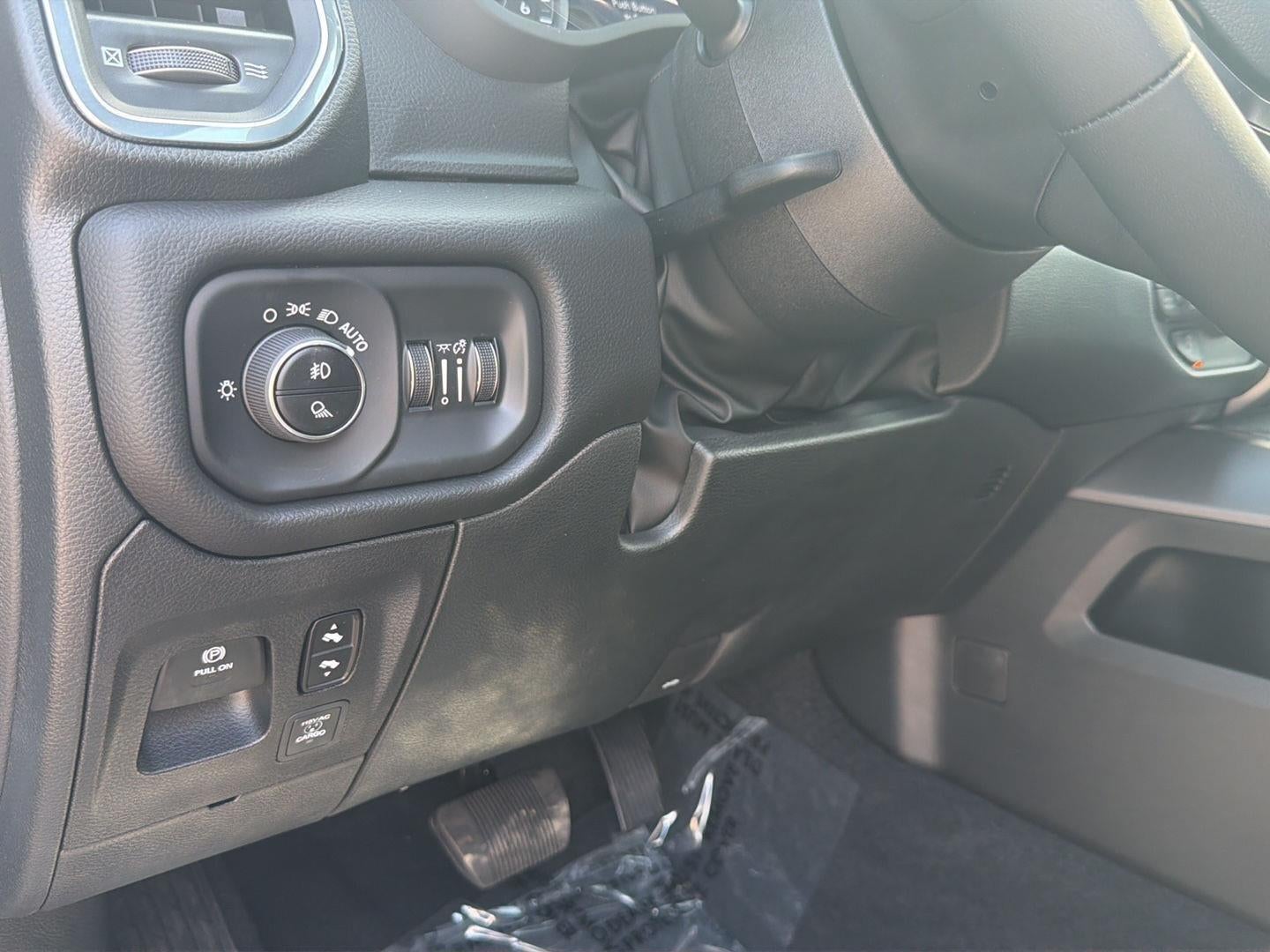 2026 RAM Ram 1500 RAM 1500 LARAMIE CREW CAB 4X4 6'4' BOX