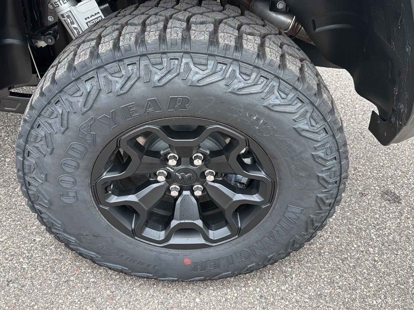 2026 RAM Ram 1500 RAM 1500 RHO CREW CAB 4X4 5'7' BOX