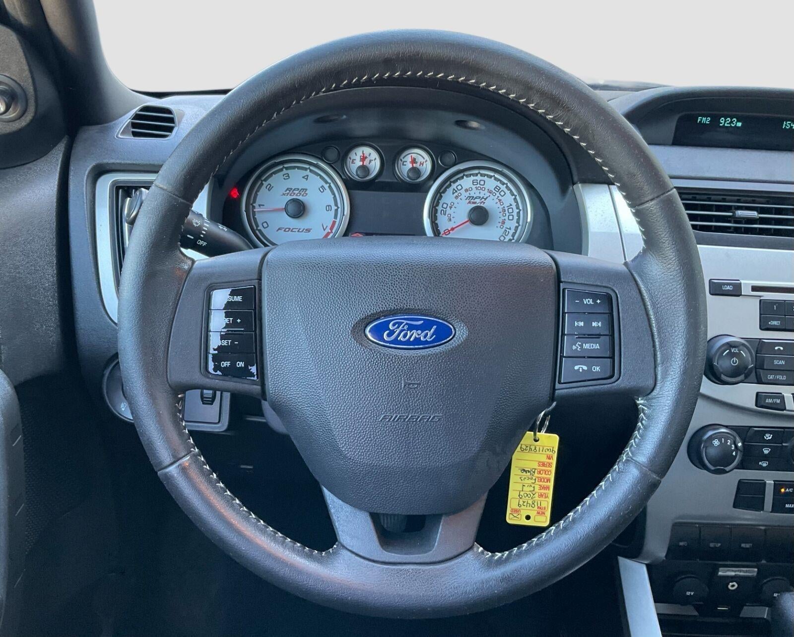 2009 Ford Focus SES
