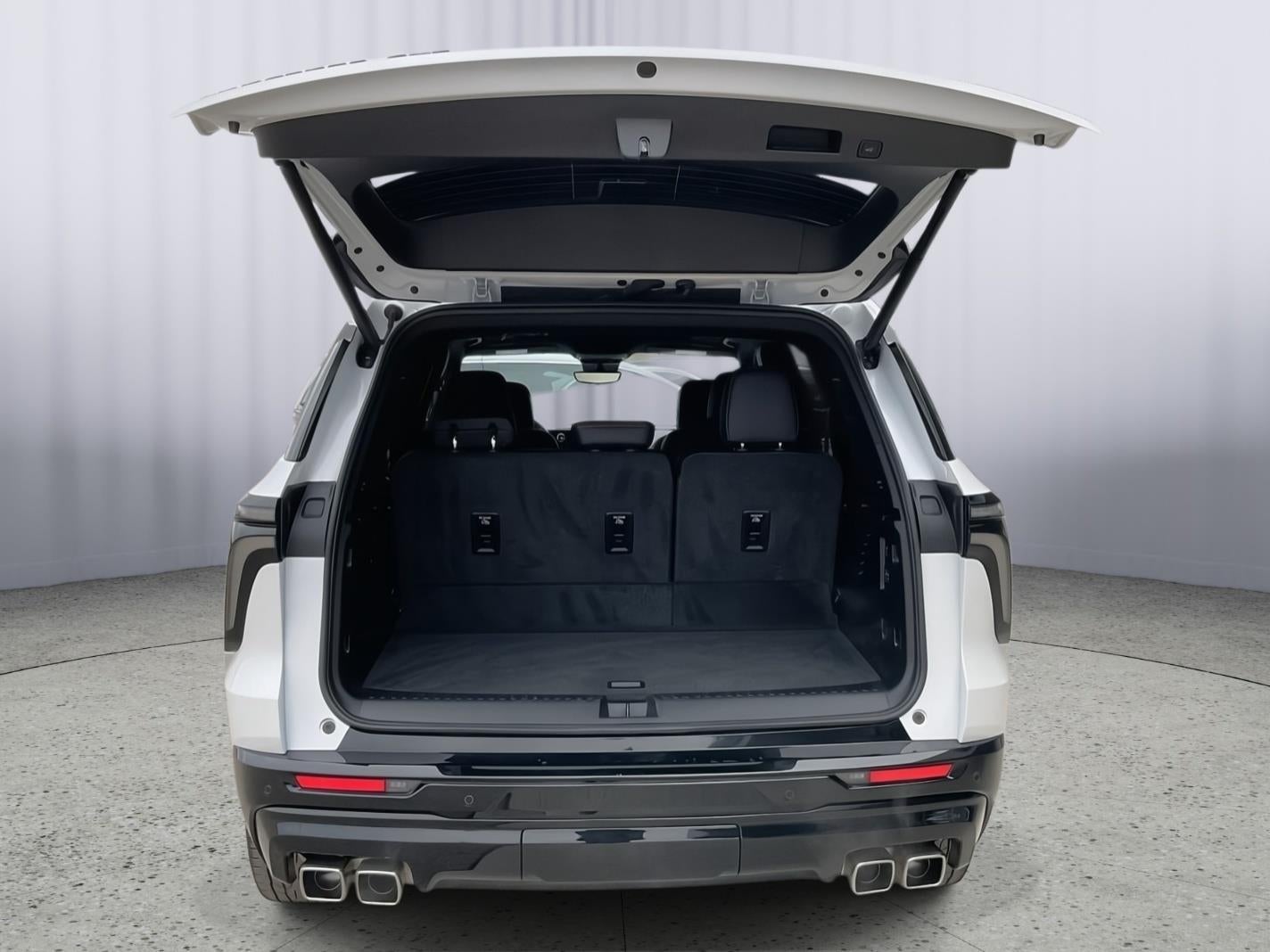 2025 Chevrolet Traverse AWD RS