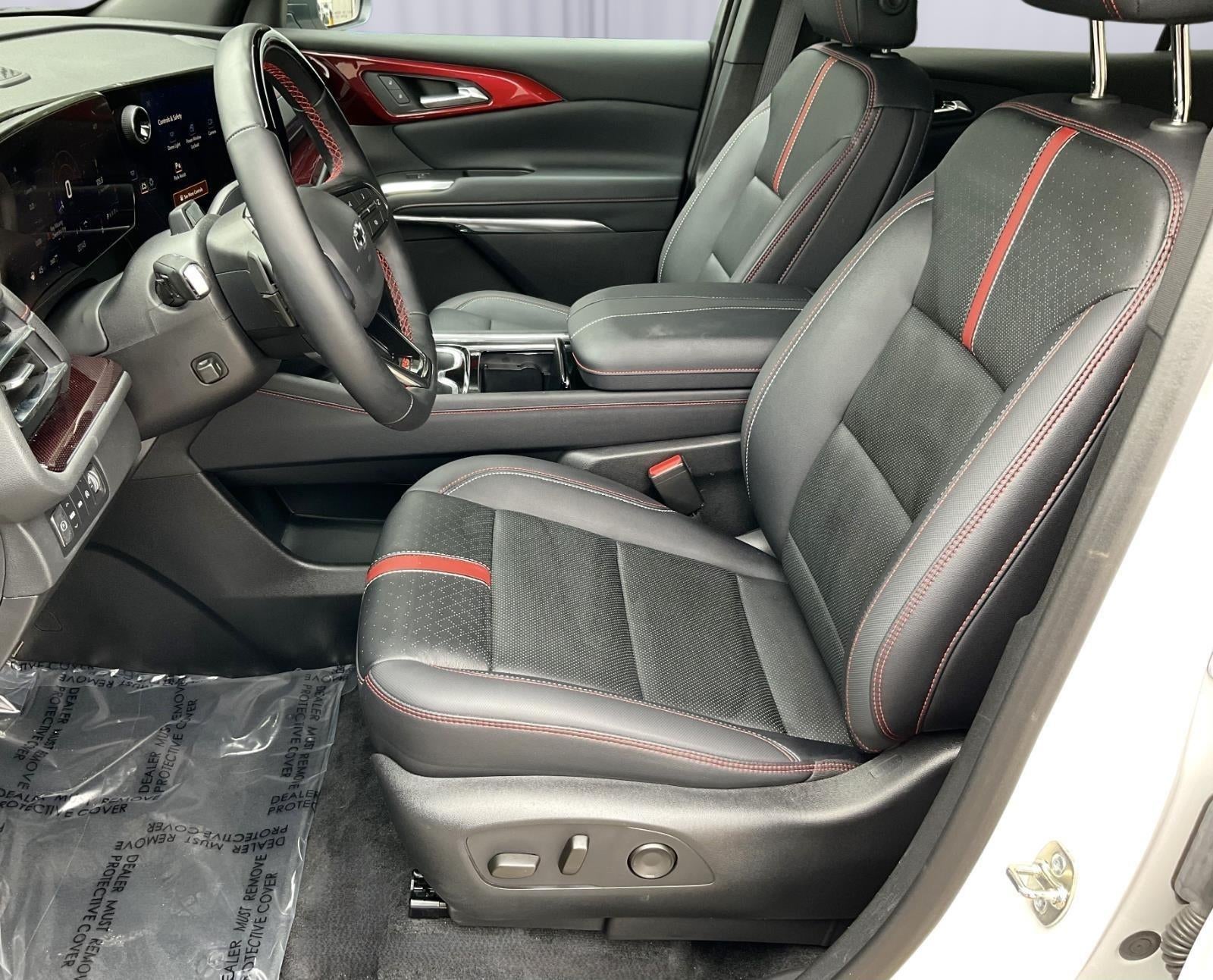 2025 Chevrolet Traverse AWD RS