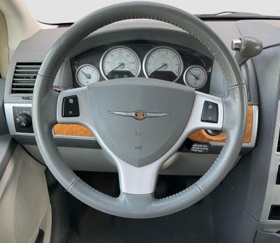 2008 Chrysler Town & Country Limited