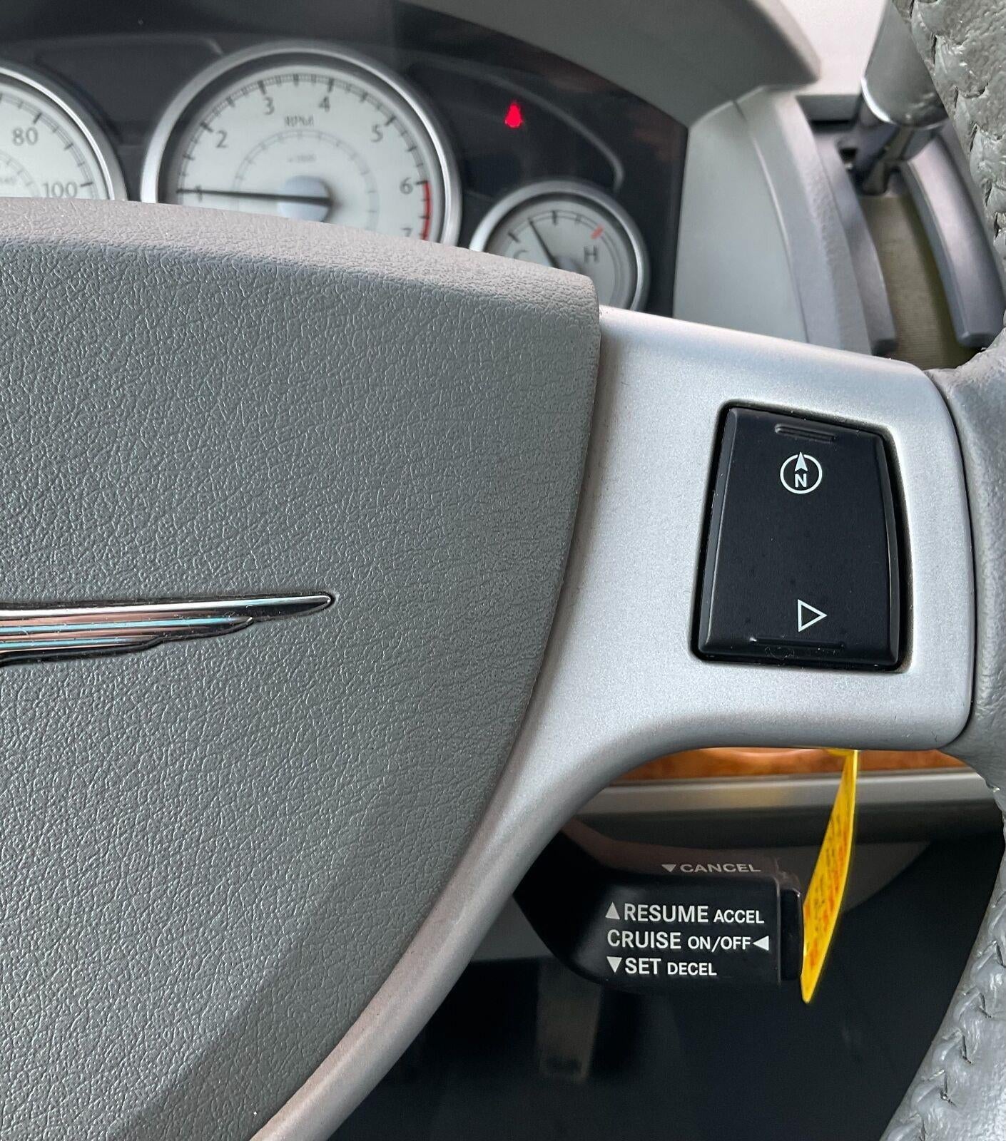 2008 Chrysler Town & Country Limited