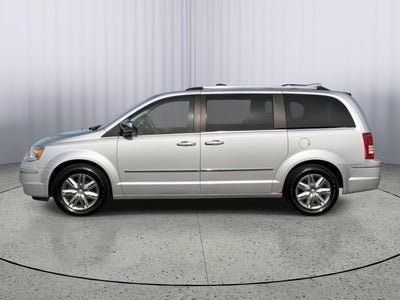 2008 Chrysler Town & Country Limited