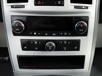 2008 Chrysler Town & Country Limited