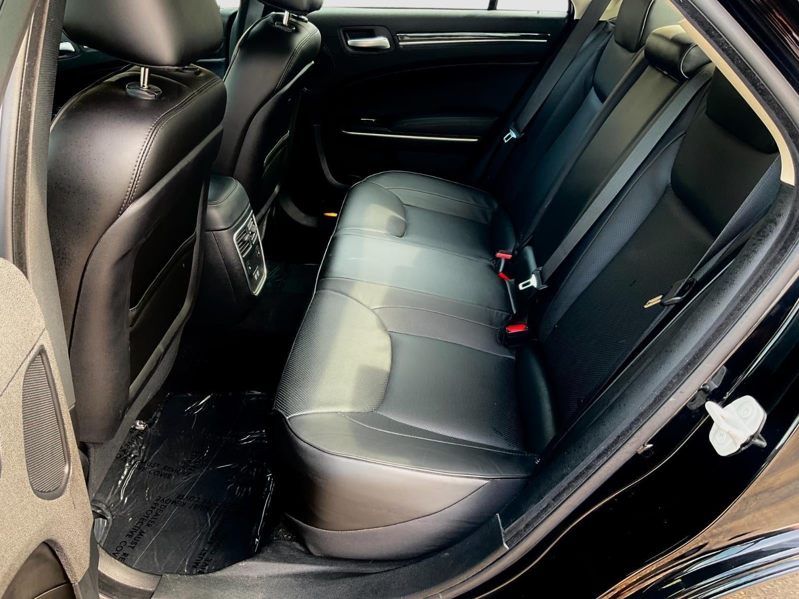 2023 Chrysler 300 Touring L AWD
