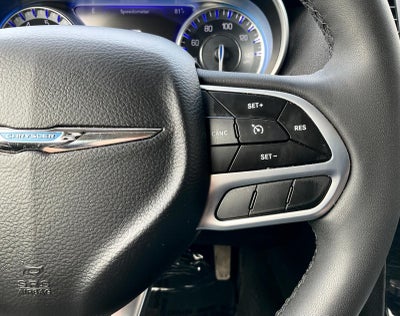 2023 Chrysler 300 Touring L AWD