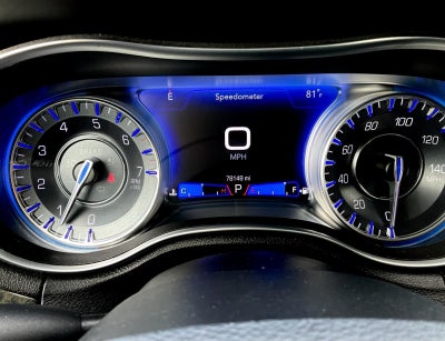2023 Chrysler 300 Touring L AWD