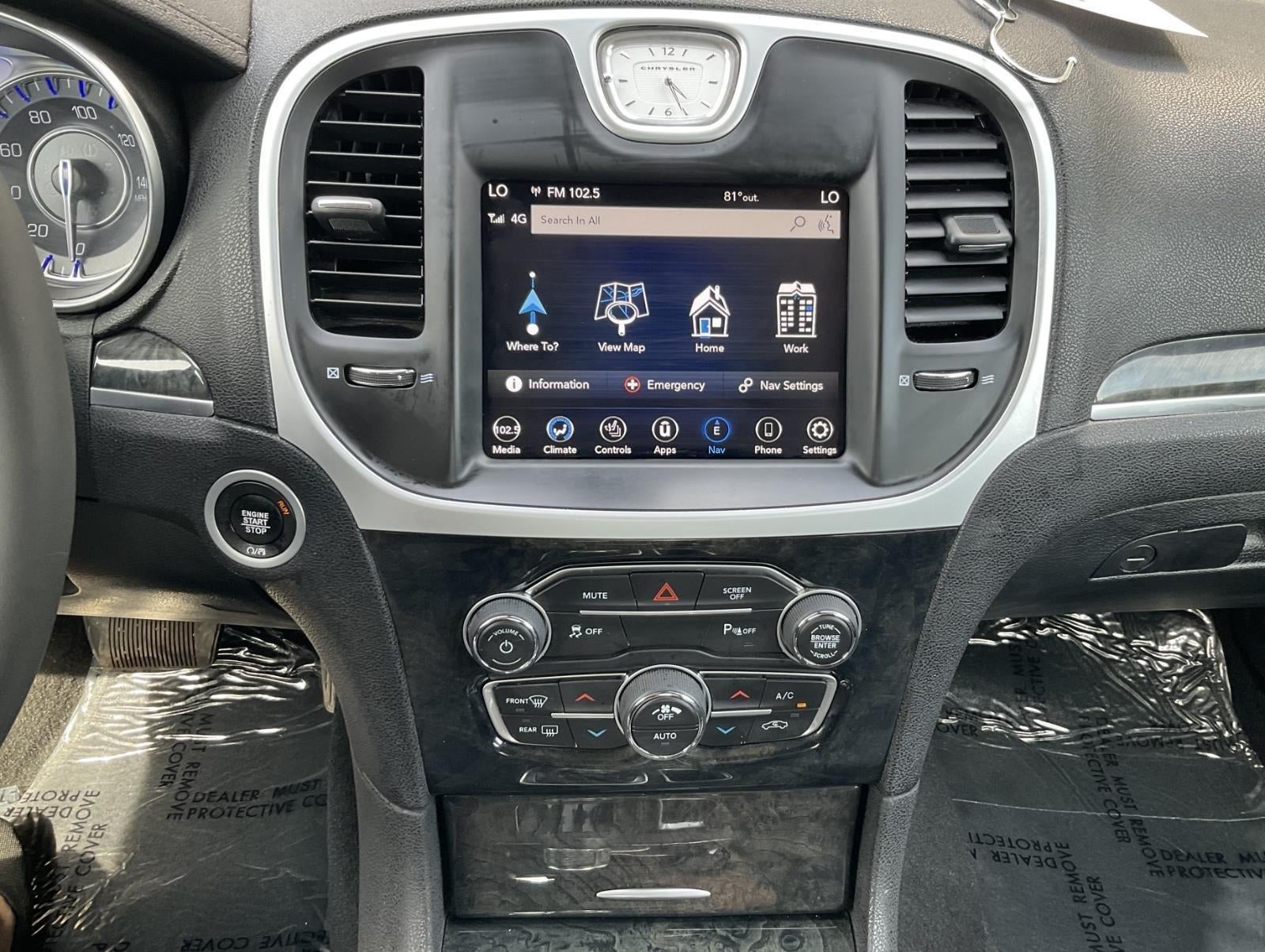2023 Chrysler 300 Touring L AWD