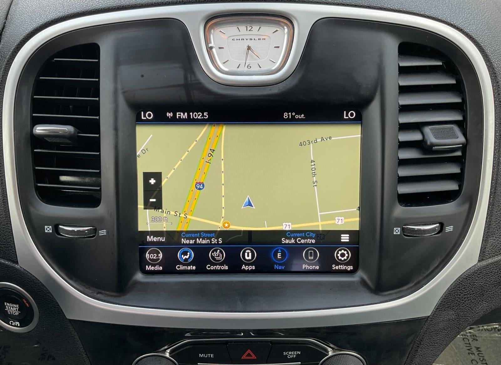 2023 Chrysler 300 Touring L AWD