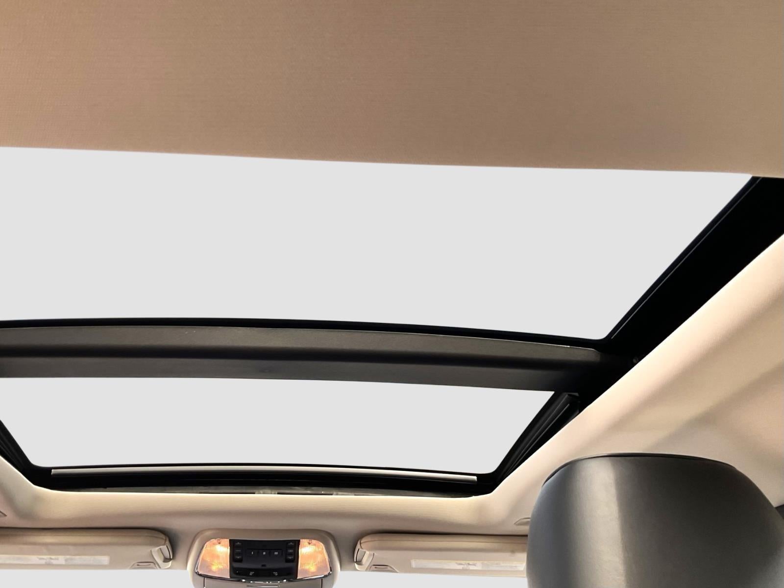 2023 Chrysler 300 Touring L AWD