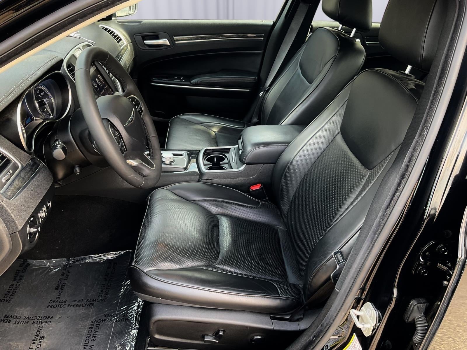 2023 Chrysler 300 Touring L AWD
