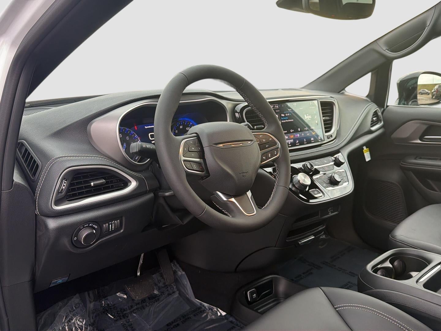 2027 Chrysler Pacifica PACIFICA SELECT AWD