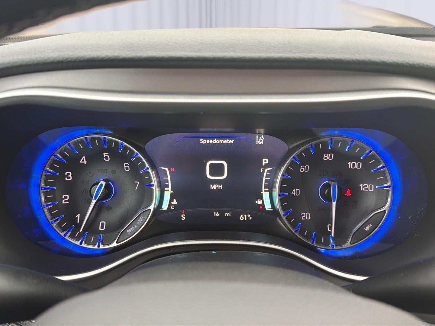 2027 Chrysler Pacifica PACIFICA SELECT AWD