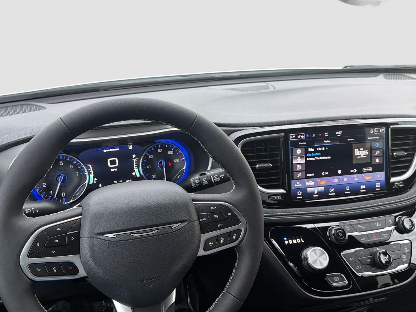 2027 Chrysler Pacifica PACIFICA SELECT AWD