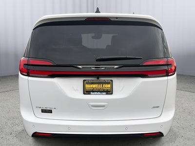 2027 Chrysler Pacifica PACIFICA SELECT AWD