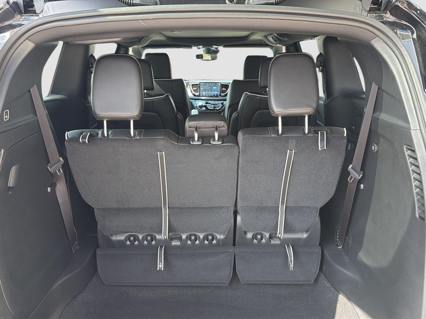 2027 Chrysler Pacifica PACIFICA LIMITED AWD