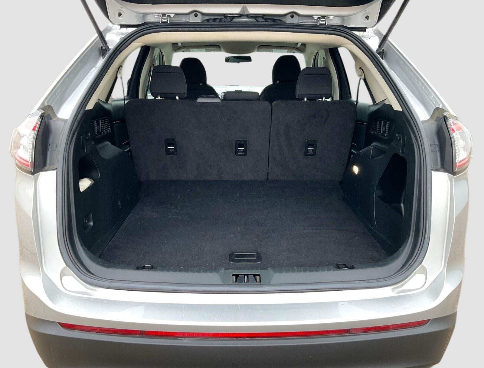 2018 Ford Edge SE