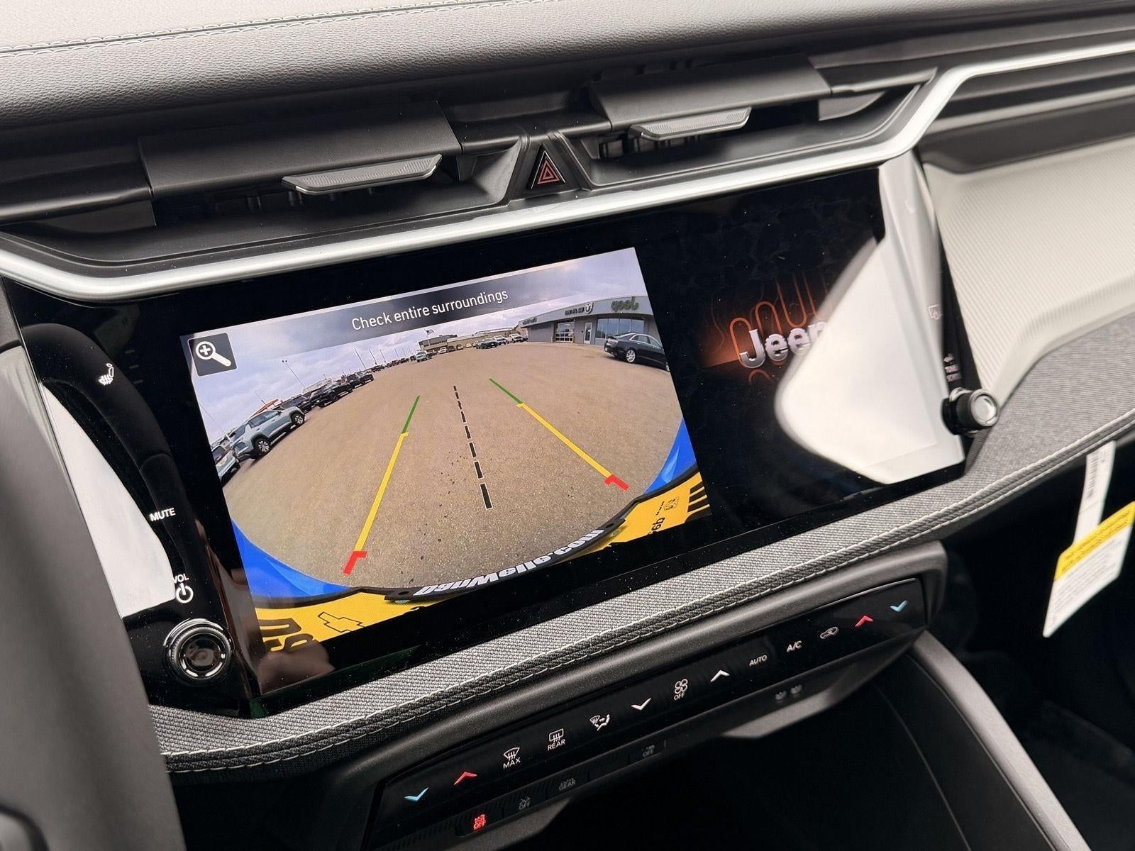 2026 Jeep Cherokee CHEROKEE LAREDO 4X4