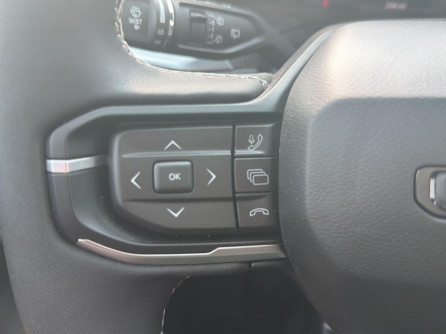 2026 Jeep Cherokee CHEROKEE OVERLAND 4X4