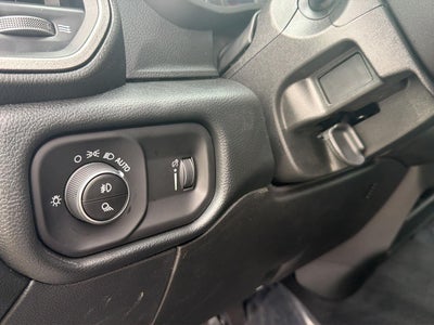 2027 RAM Ram 3500 RAM 3500 TRADESMAN CREW CAB 4X4 6'4' BOX