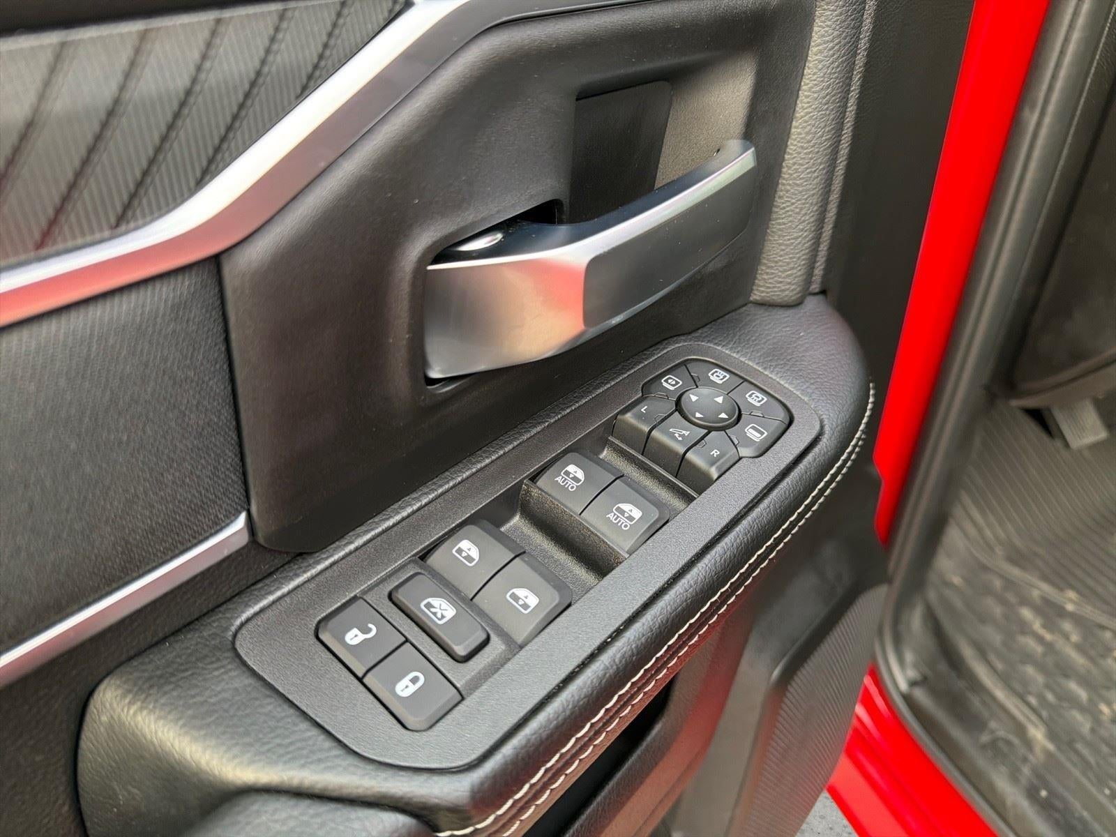 2026 RAM 3500 RAM 3500 BIG HORN CREW CAB 4X4 6'4' BOX
