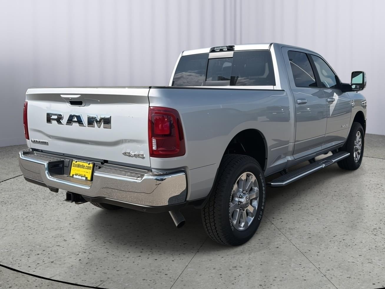 2026 RAM Ram 3500 RAM 3500 LARAMIE CREW CAB 4X4 6'4' BOX